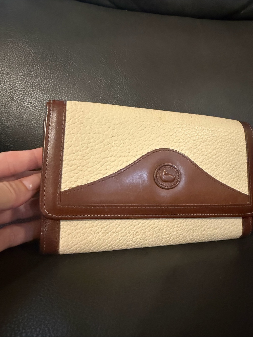 Vintage Dooney & Bourke Wallet - Picture 2 of 10